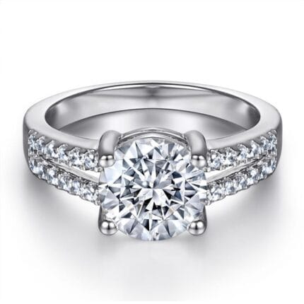 Hailer Round Moissanite Diamond Ring